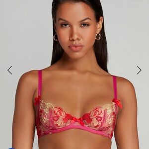 Agent Provocateur 
Zuri Plunge Underwired Bra 38b